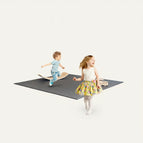 Gray / 160 × 160 cm / 63 x 63 in