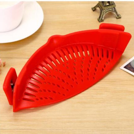 Clip On Pot Strainer, Snap On Colander for Pasta and Vegetables, Fits Most Pots and Pans, for Small Kitchens