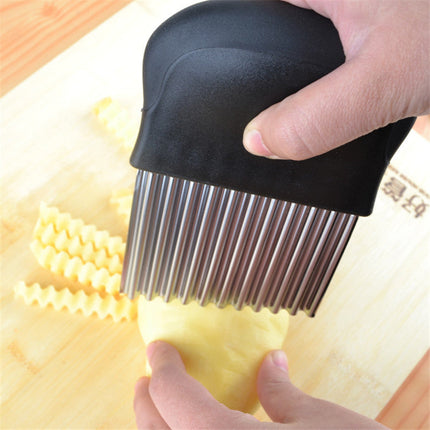 Stainless Steel Crinkle Cutter Knife with Non-Slip Handle | Perfect for Fun Vegetables and Creative Garnishes