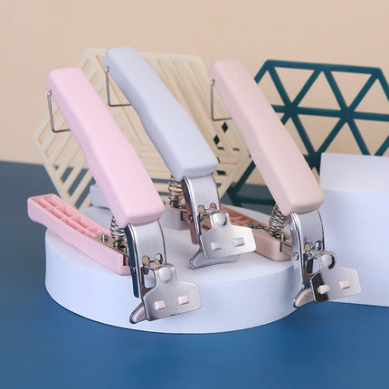 Heat Resistant Dish Gripper Clamp for Bowls and Plates, Kitchen Plate Lifter and Bowl Clip for Oven Trays in Blue and Pink