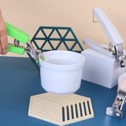 Heat Resistant Dish Gripper Clamp for Bowls and Plates, Kitchen Plate Lifter and Bowl Clip for Oven Trays in Blue and Pink