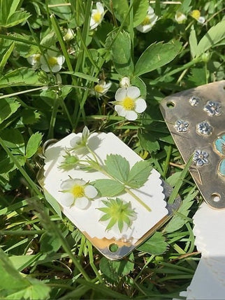 Mini Flower Press with Blotter Paper, Scrapbooking Supplies – image 9