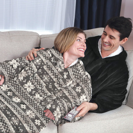 Women Blanket Hoodie with Oversized Design | Cozy Wearable Loungewear for Home Evenings