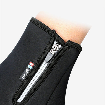 Thermal Waterproof Gloves with Touchscreen Compatibility | Essential Winter Gear for Warmth and Functionality