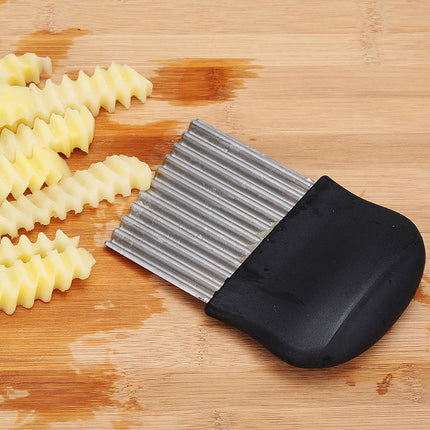 Stainless Steel Crinkle Cutter Knife with Non-Slip Handle | Perfect for Fun Vegetables and Creative Garnishes