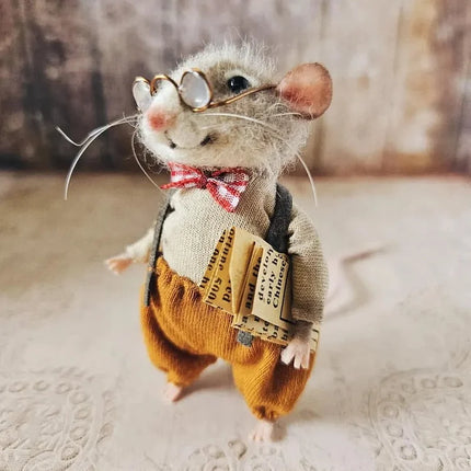Needle Felted Mouse Figurine – image 7