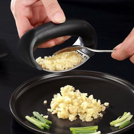 Garlic Press and Masher with Ergonomic Low Effort Design, Kitchen Garlic Crusher for Meal Prep
