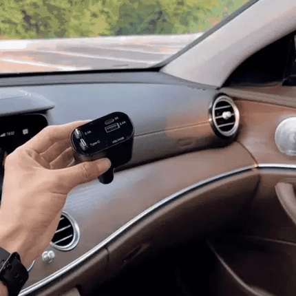 Retractable Car Charger with 180 Degree Adjustable Head, Compact Fast Charging Adapter for Cars and Commutes