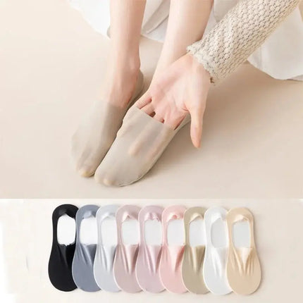 Moisture Wicking Socks, Thin No Show Socks for Women and Men with Heel Grips, Liner Socks for Loafers and Flats