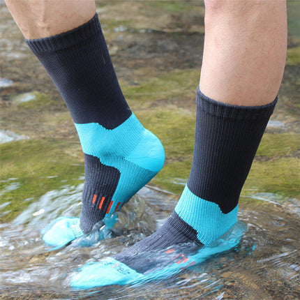Waterproof Socks for Outdoor Activities | Breathable and Comfortable Fit