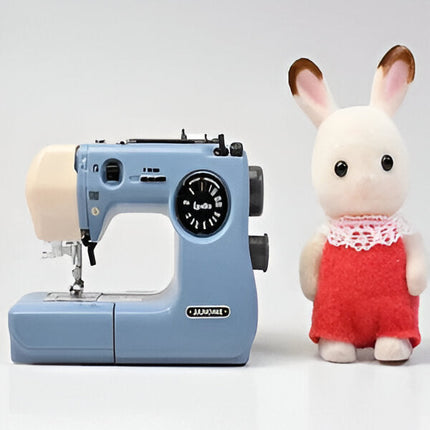 Miniature Sewing Machine Decor, Gift for Crafters – image 8