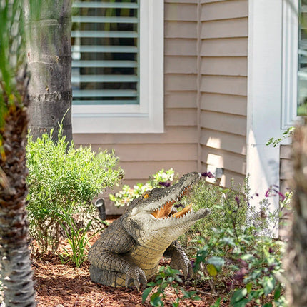 Alligator Garden Statue, Resin Gator Outdoor Statue – image 5