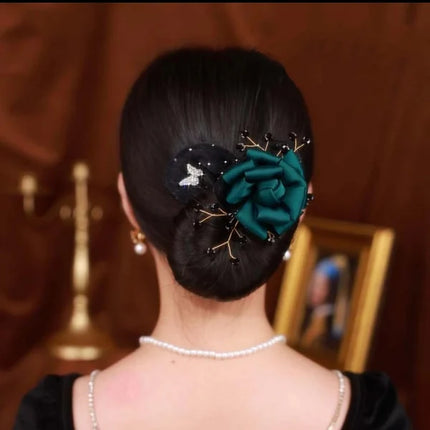 Hairbands, Hair Accessories and Hair Styling Tools in 16 Designs – image 6