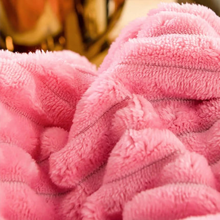 Velvety Fleece Duvet Cover Set for Winter Comfort | Plush Bedspread with Easy Care Design