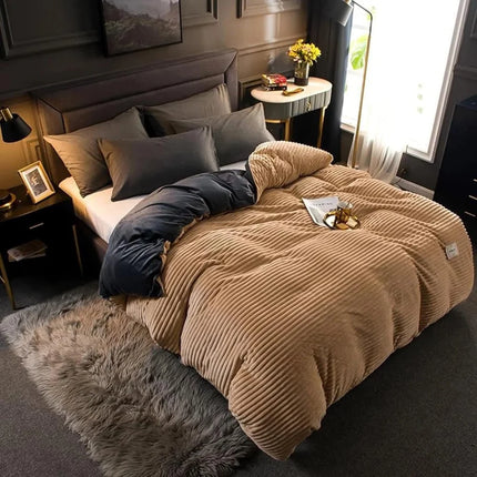 Velvety Fleece Duvet Cover Set for Winter Comfort | Plush Bedspread with Easy Care Design