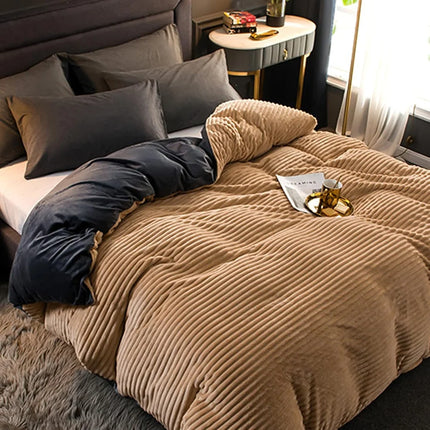 Velvety Fleece Duvet Cover Set for Winter Comfort | Plush Bedspread with Easy Care Design