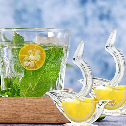 Manual Lemon Squeezer for Drinks and Cooking, Hand Citrus Press that Aims Juice Down, No Splatter Squeeze
