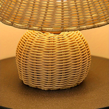 Bamboo Woven Desk Lamp with Handcrafted Shade | USB-Powered Ambient Light for Relaxing Spaces