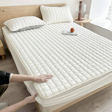 Waterproof Mattress Protector with Breathable Fabric for Comfortable Sleep | Hygienic Barrier Against Spills and Allergens