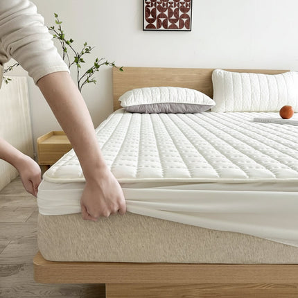Waterproof Mattress Protector with Breathable Fabric for Comfortable Sleep | Hygienic Barrier Against Spills and Allergens