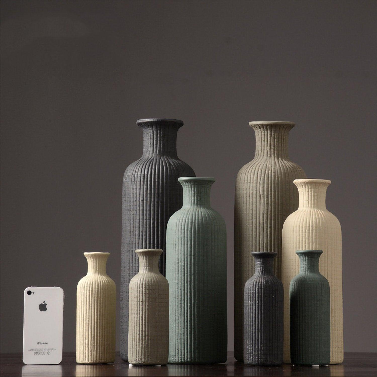 Elegant Ceramic Flower Vase Set with Minimalist Design for Stylish Home Decor 3
