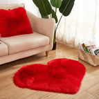 Red / 40 × 40 cm / 15.75 × 15.75 in