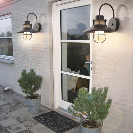Industrial Outdoor Wall Lamp with Weather-Resistant Finish | Soft Ambient Light for Patios and Verandas