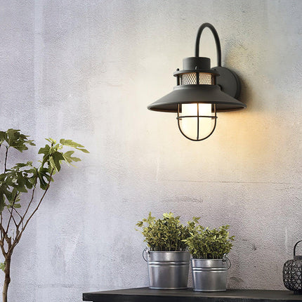 Industrial Outdoor Wall Lamp with Weather-Resistant Finish | Soft Ambient Light for Patios and Verandas