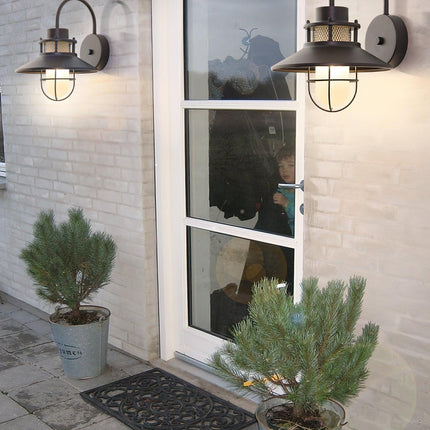 Industrial Outdoor Wall Lamp with Weather-Resistant Finish | Soft Ambient Light for Patios and Verandas