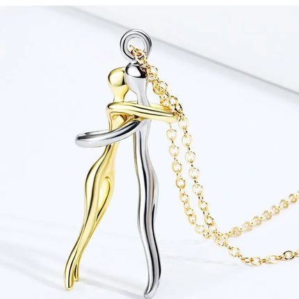 Hug Necklace for Women with Adjustable Chain, Hugging Couple Pendant Necklace for Girlfriend and Long Distance Gifts