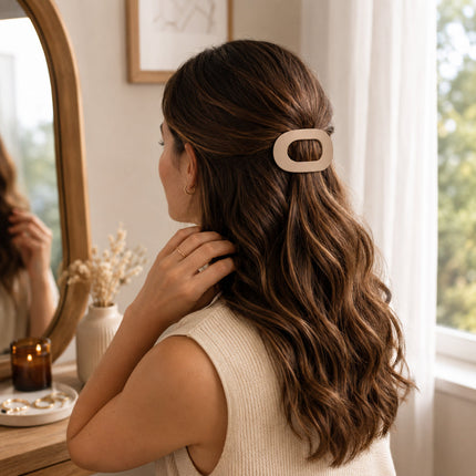 Hair Clip Jaw Clamp with Statement Bow Design | Everyday Holder for Quick Hairstyles and Casual Styling