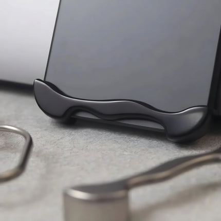Slim Titanium Phone Case with Scratch-Resistant Coating | Lightweight Protection for Everyday Use