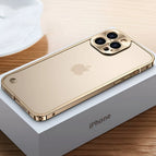 Gold / iPhone 15 Pro Max
