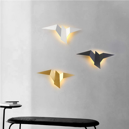 Origami Wall Lamp with Warm LED Glow | Modern Indoor Sconce for Elegant Ambience