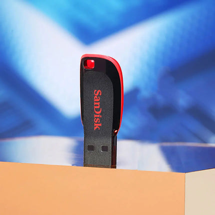 Portable USB Flash Drive for Easy File Transfer | Compact Design for Everyday Storage and Sharing