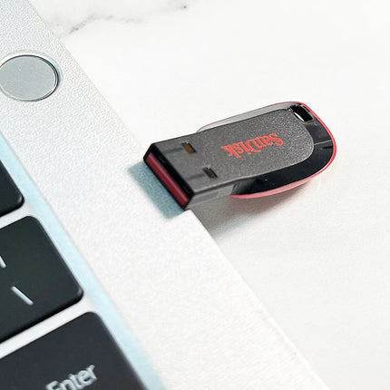 Portable USB Flash Drive for Easy File Transfer | Compact Design for Everyday Storage and Sharing