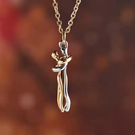 Hug Necklace for Women with Adjustable Chain, Hugging Couple Pendant Necklace for Girlfriend and Long Distance Gifts
