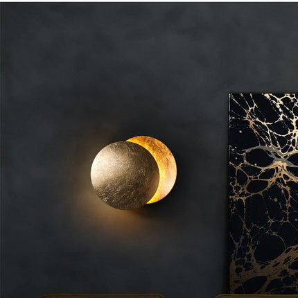 Modern Celestial Wall Light with Overlapping Discs | Artistic LED Sconce for Warm Ambient Illumination