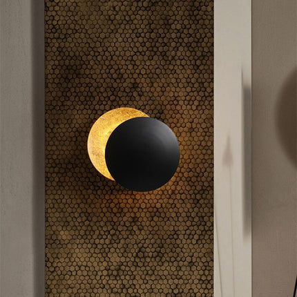 Modern Celestial Wall Light with Overlapping Discs | Artistic LED Sconce for Warm Ambient Illumination