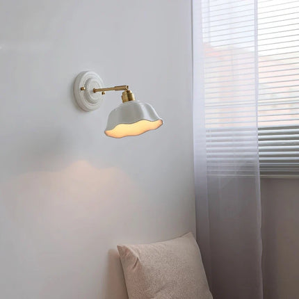 Nordic Cream Ceramic Wall Lamp with Flower-Shaped Shade | Vintage Elegance for Warm Ambient Lighting