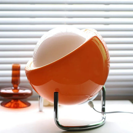 Bauhaus Table Lamp with Handcrafted Glass Shade | Retro Nordic Design for Warm Ambient Lighting