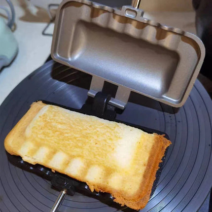 Non-Stick Sandwich Pan with Even Heat Grill Press and Corrugated Crimp Edge, Kitchen and Campfire Toastie Maker