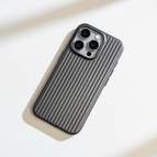 Black / iPhone 13