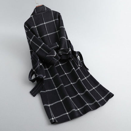 Plaid Long Women's Coat with Button Closure | Stylish Winter Outerwear for Easy Layering
