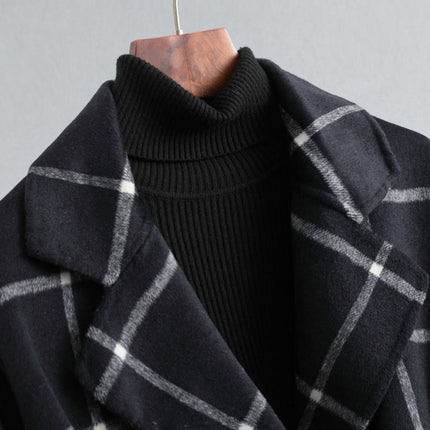 Plaid Long Women's Coat with Button Closure | Stylish Winter Outerwear for Easy Layering
