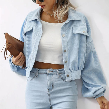 Cropped Casual Women's Jacket with Button Front Design | Stylish Layering for Everyday Outfits
