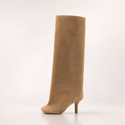 Knee-High Suede Boots with Pointed Toe | Elegant Pull-On Style for Fashionable Winter Outfits