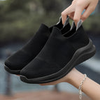Black / AU 4 / US 4 / EU 35