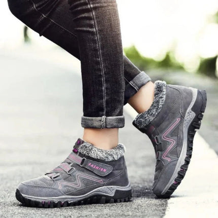 Waterproof Winter Boots for Women with Insulated Interior | Non-Slip Ankle-Height Design for Cold Weather Comfort