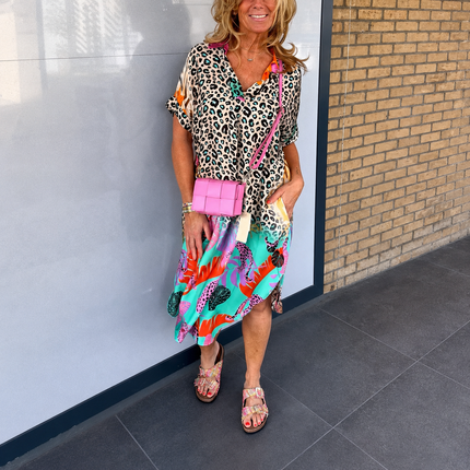 Leopard Print Summer Dress with V Neck Design | Flowy Beach Dress for Effortless Vacation Style